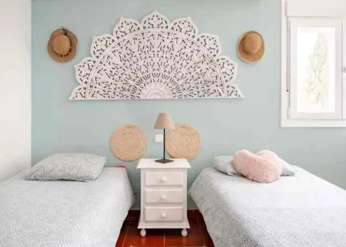 Bonito Piso A 300m De La Playa Appartement Nerja